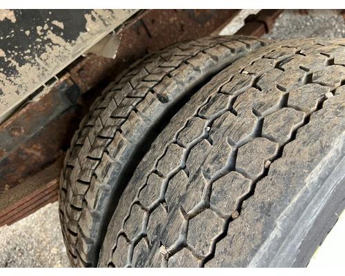 FREIGHTLINER MT45 Chassis Complete Vehicle