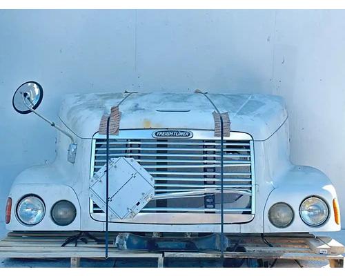  Freightliner ST112 Hood #