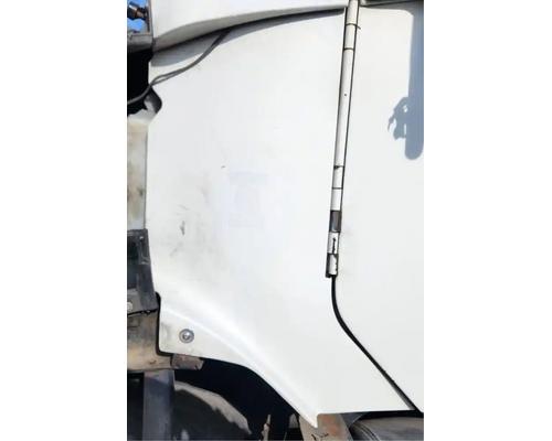 Freightliner ST120 Cowl # Freightliner ST120 Cowl #