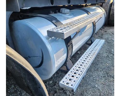  Freightliner ST120 Fuel Tank #