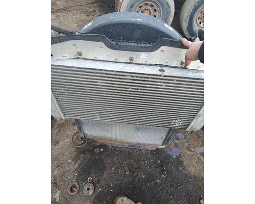 FREIGHTLINER  Radiator