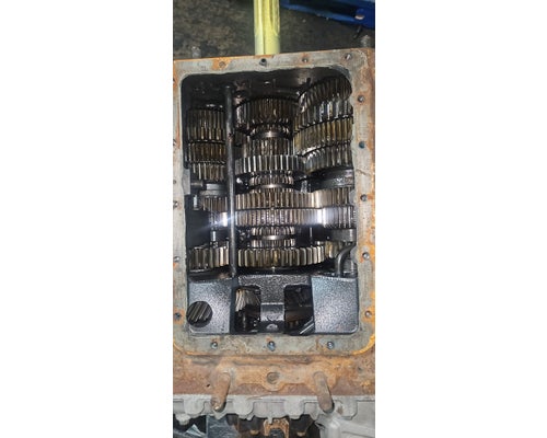FULLER FAOF-16810C Transmission Assembly