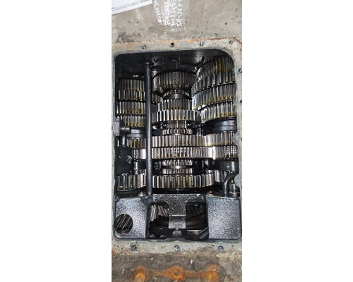 FULLER FAOF-16810C Transmission Assembly