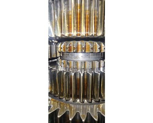 FULLER FAOM-15810S-EN3 Transmission Assembly
