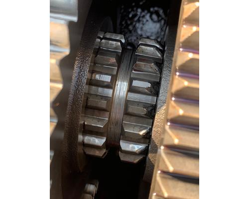 FULLER RT13710B Transmission Assembly