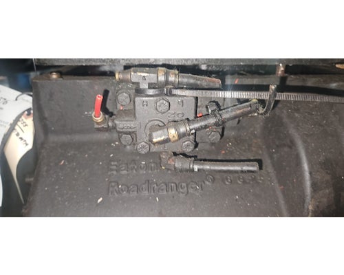 FULLER RTLO16713A Transmission Assembly