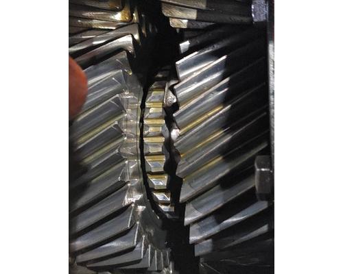 FULLER RTLO16713A Transmission Assembly