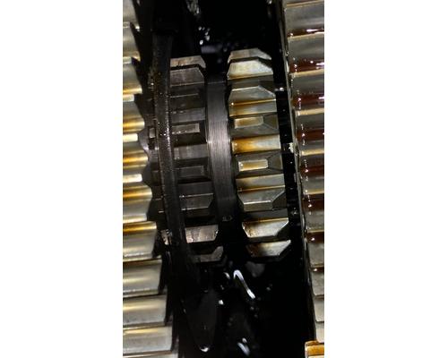 FULLER RTLO18913A Transmission Assembly