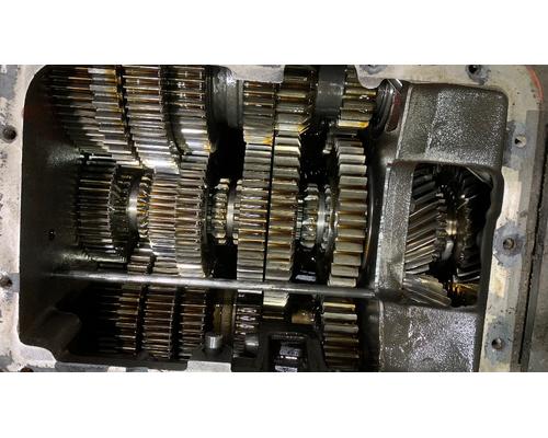 FULLER RTLO18913A Transmission Assembly