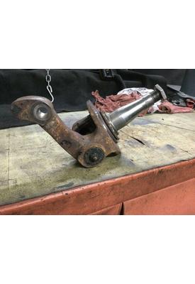 Freightliner CENTURY CLASS 12 Spindle / Knuckle, Front