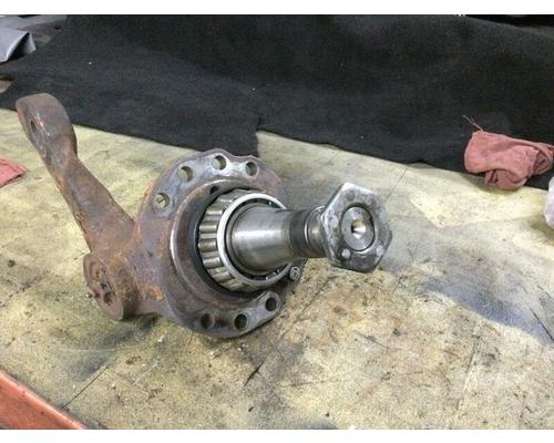 Freightliner CENTURY CLASS 12 Spindle  Knuckle, Front