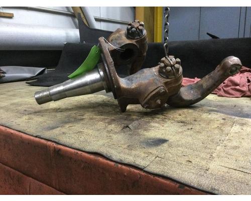 Freightliner CENTURY CLASS 12 Spindle  Knuckle, Front