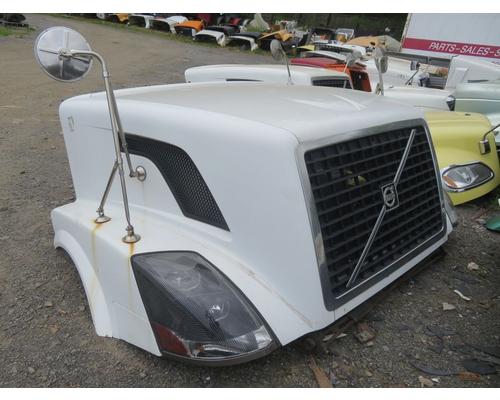 2014 GMC/VOLVO/WHITE VNL 64T Hood #