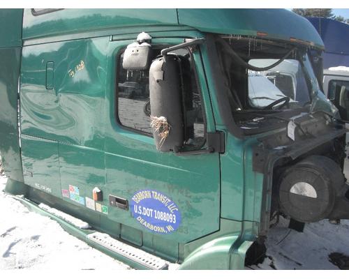 2001 GMC/VOLVO/WHITE VNL670 Cab #