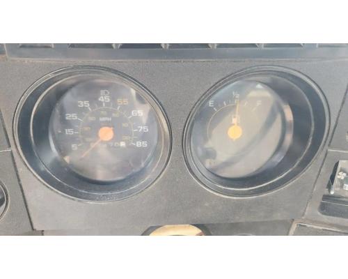 gmc-c7000-instrument-cluster #1428567