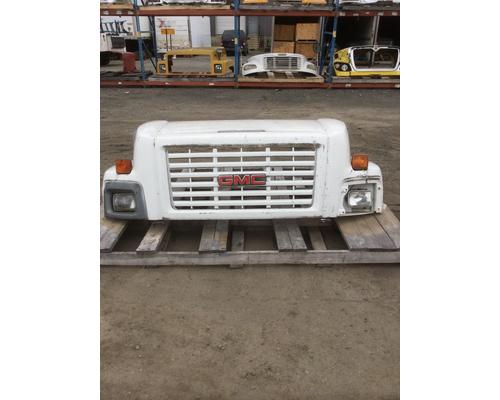 2004-gmc-c7500-hood #1470901