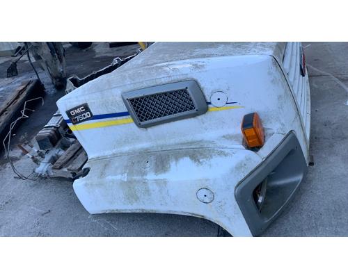 GMC C7500 Hood