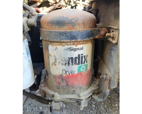  GMC T7500 Air Dryer #