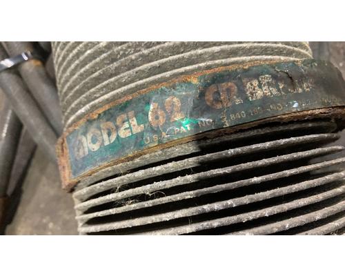 GMC TOPKICK Air Dryer