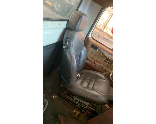 GMC TOPKICK Cab