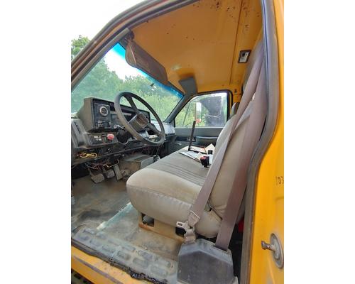 GMC TOPKICK Complete Vehicle