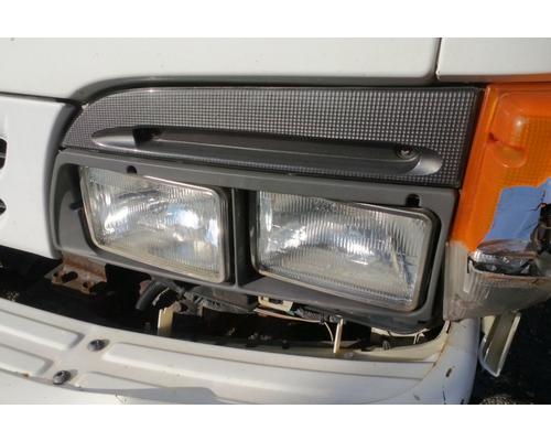 gmc-w4500-headlamp-assembly #1330952