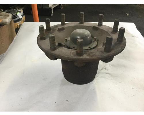 GMC W6500 Hub