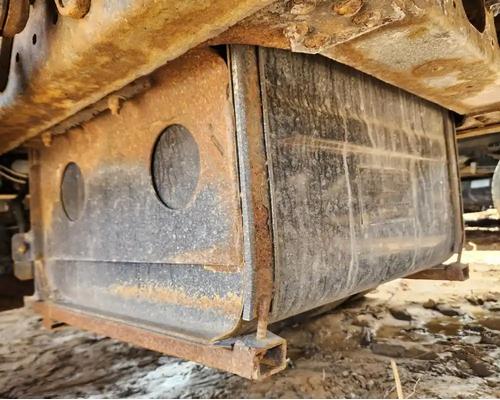 hino-155-fuel-tank #1450121