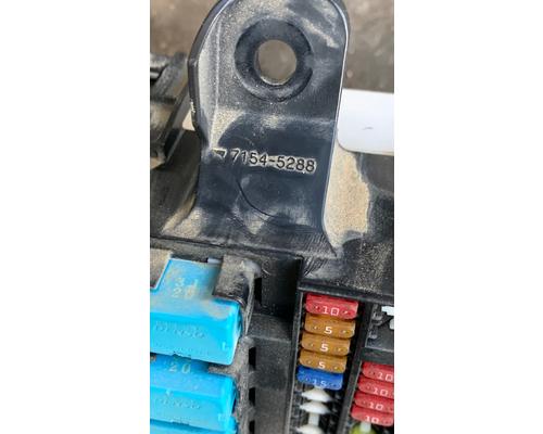 HINO 185 Fuse Box