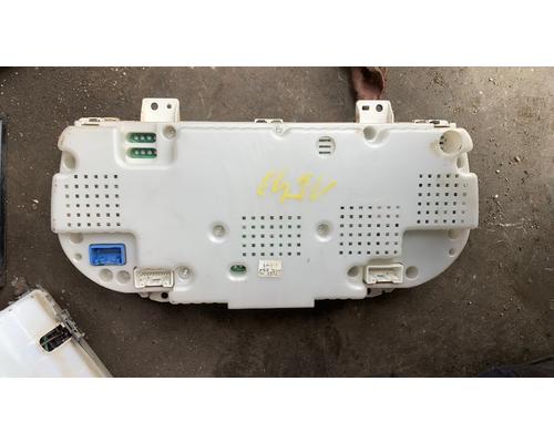 HINO 185 Instrument Cluster