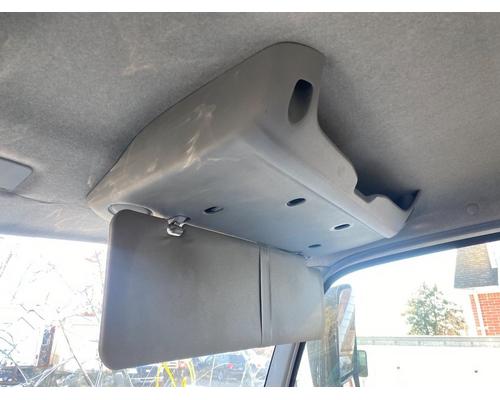  Hino 195 Visor #
