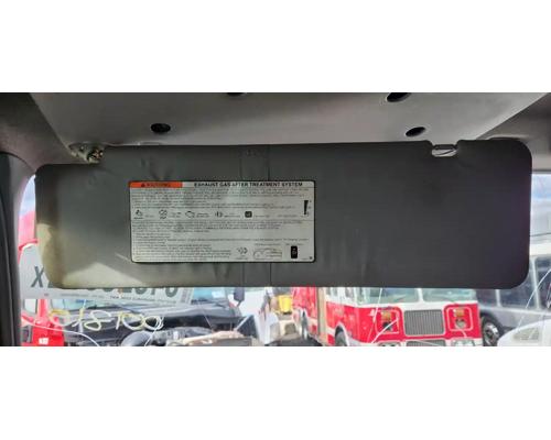  Hino 195 Visor #