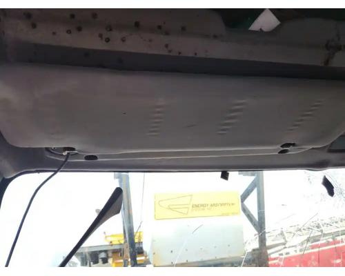  Hino 195 Visor #