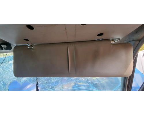  Hino 195 Visor #