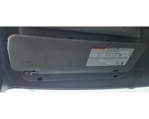  Hino 195 Visor #