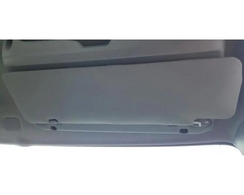  Hino 195 Visor #