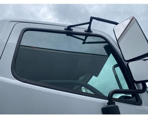 hino-268-windshield #1331930