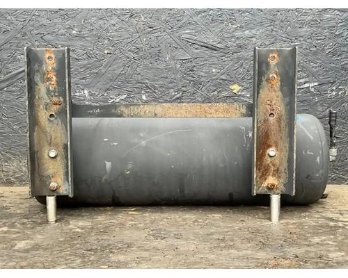  Hino 338 Air Tank #