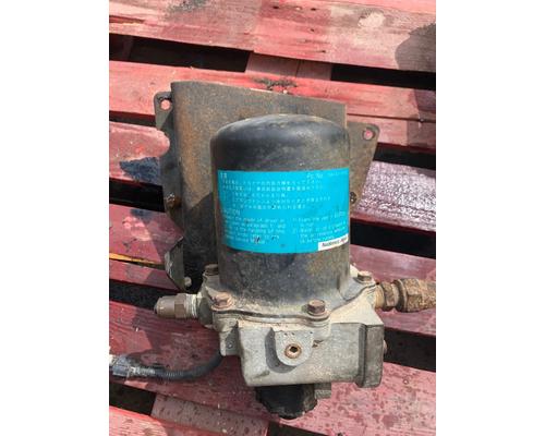 HINO 338 Air Dryer