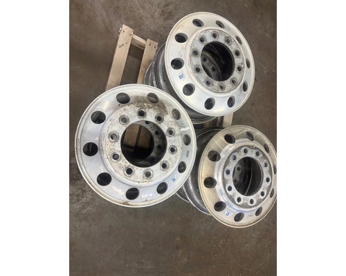2019 HUB PILOT 22.5 X 8.25 Wheel For Sale in Box Elder, SD – Hatch Trucking & Salvage Parts LLC