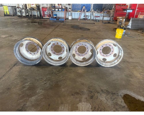 2000 HUB PILOT 22.5 X 8.25 Wheel For Sale in Box Elder, SD – Hatch Trucking & Salvage Parts LLC