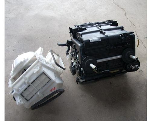 INFINITI INFINITI M35 Heater Assembly