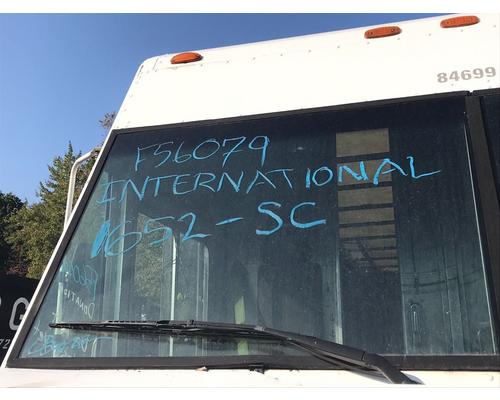 international-1652-sc-windshield #719564