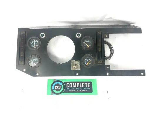  International 1652 Instrument Cluster #