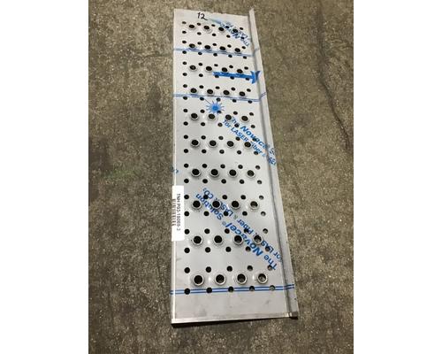 international-4200-4300-4400-fuel-tank-strap #1196197