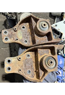 INTERNATIONAL 4300 Cab Mount