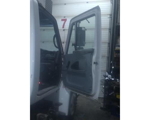 INTERNATIONAL 4300 Cab or Cab Mount