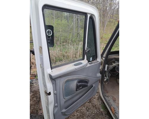 INTERNATIONAL 4300 Cab or Cab Mount