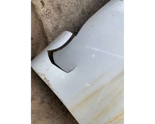 INTERNATIONAL 4300 Fender