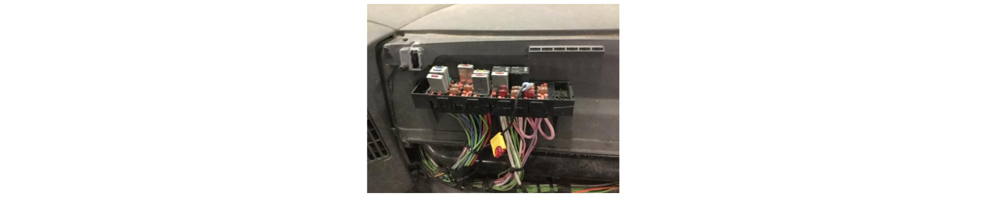 INTERNATIONAL 4300 Fuse Box in Spencer IA #24613397
